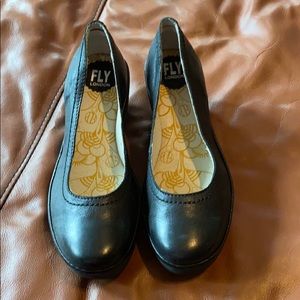 Fly London Yoni wedge shoes size 38